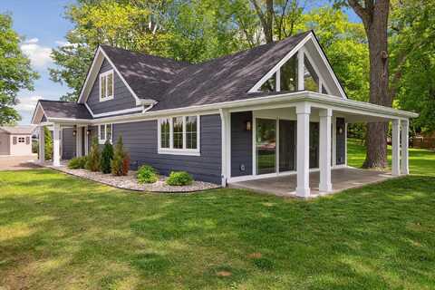 5150 Redding Drive, Pinckney, MI 48169