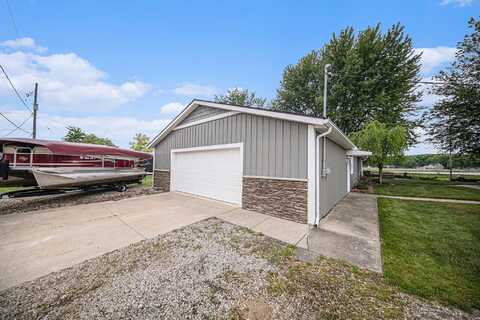 329 Pamela Circle, Brooklyn, MI 49230