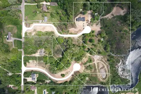 757 W Sedona Hills Court NE, Grand Rapids, MI 49525