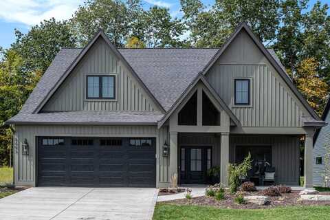 8493 Ravinewood Drive, Jenison, MI 49428
