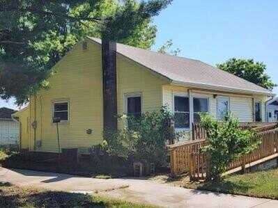 1208 W John Beers Road, Stevensville, MI 49127