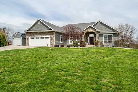 6627 Naomi Road, Eau Claire, MI 49111