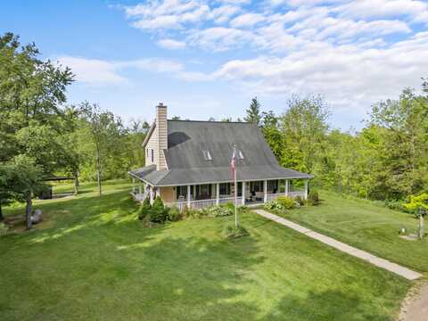 1687 Dimmers Road, Reading, MI 49274