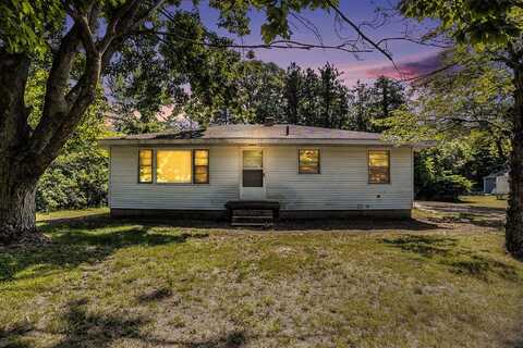 16140 144th Avenue, Spring Lake, MI 49456