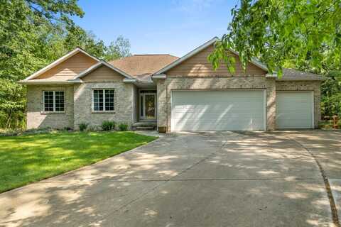 1995 Shining Tree Drive NE, Belmont, MI 49306