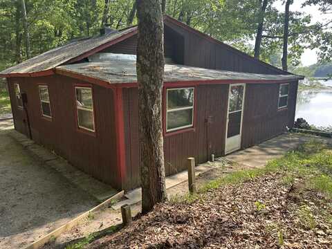 9572 S Oxeye Avenue, Baldwin, MI 49304