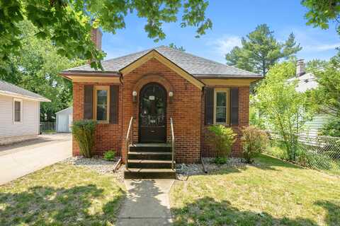 909 Dayton Avenue, Kalamazoo, MI 49048