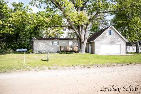 4647 Lakeview Drive, Coral, MI 49322