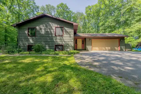 10096 S Ave W, Mattawan, MI 49071