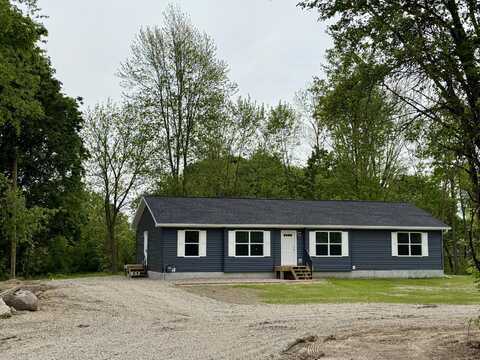 2827 Green Acres Drive, Mulliken, MI 48861