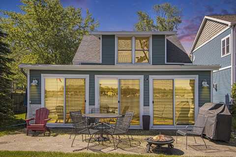2019 Lakeview Drive, Portage, MI 49002