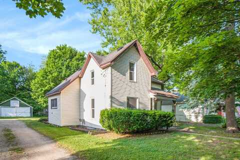 410 Warren Avenue, Charlotte, MI 48813