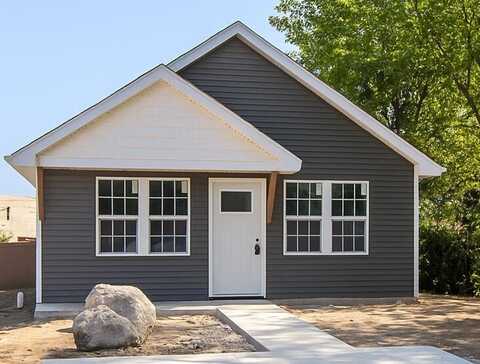 4369 Monroe Avenue, Waterford, MI 48329