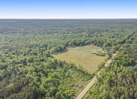 7034 Schow Road, Holton, MI 49425