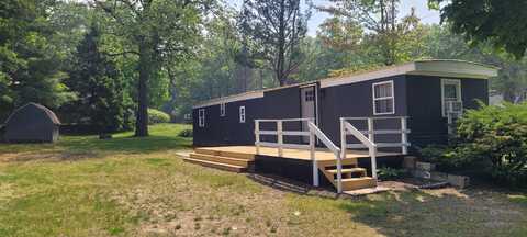 728 Crystal Lane, Mears, MI 49436