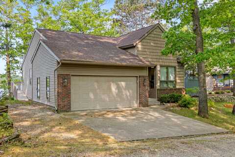 10481 Midshore Drive, Mecosta, MI 49332