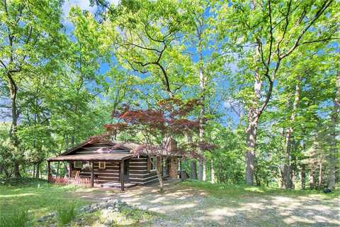 8721 Onandaga Road, Clarkston, MI 48348