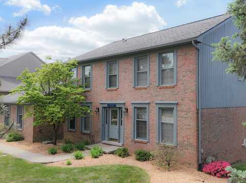 37201 Chesapeake Road, Farmington Hills, MI 48335