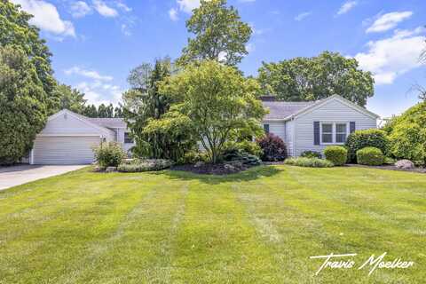 7899 Cottonwood Drive, Jenison, MI 49428