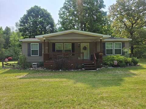 10206 grindstone Road, Evart, MI 49631