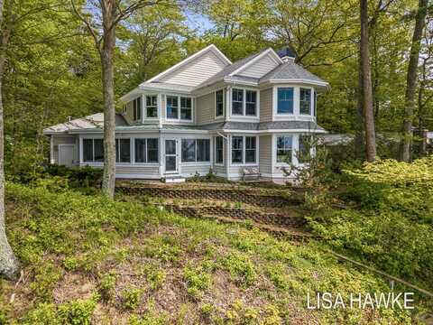 12857 Wilderness Trail, Grand Haven, MI 49417