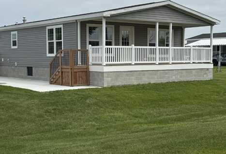 3287 Lakeland Drive, Arcadia, MI 49613