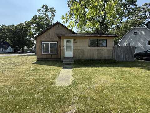 1099 Shonat Street, Muskegon, MI 49442