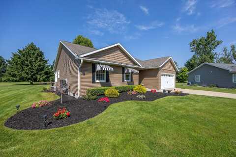 7361 Ryans Run, Canadian Lakes, MI 49346