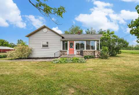 14711 White Creek Avenue NE, Cedar Springs, MI 49319