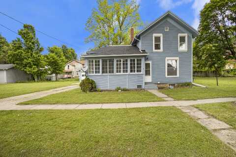 108 W Walnut Street, Albion, MI 49224