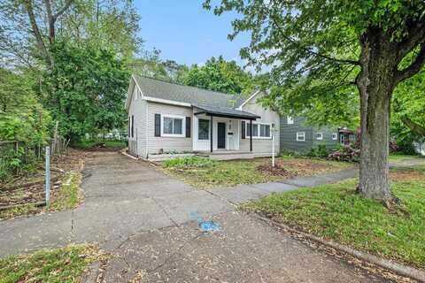 2021 Miner Avenue, Muskegon, MI 49441