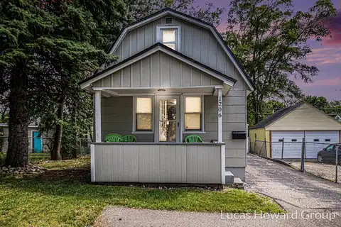 1206 Whiting Street SW, Wyoming, MI 49509
