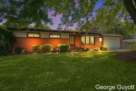 4358 Plymouth Avenue SE, Grand Rapids, MI 49508