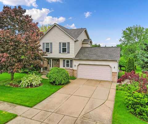 702 Starfield Drive, Pinckney, MI 48169