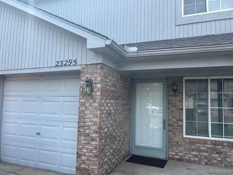 23295 Stromp Court, Brownstown, MI 48183
