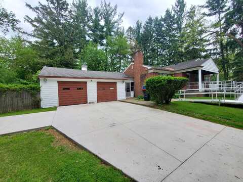 23510 Evergreen Road, Southfield, MI 48075