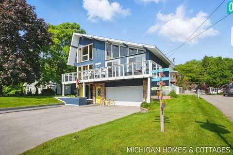 2259 Ottawa Beach Road, Holland, MI 49424