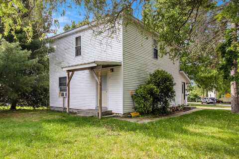630 State Street, Fremont, MI 49412