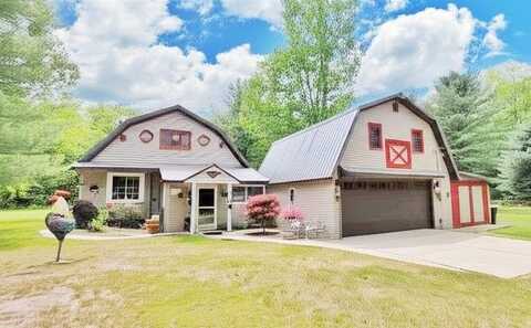 1308 Beaver Road, Bitely, MI 49309
