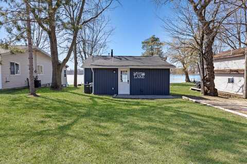 150 E Channel Drive, Sheridan, MI 48884