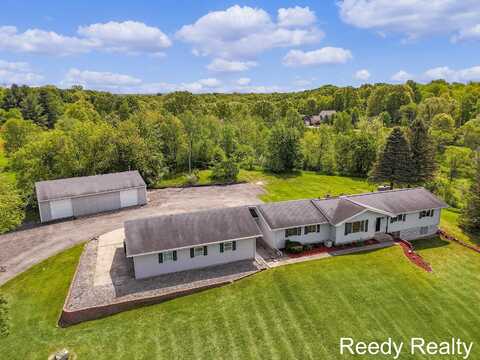 3376 Segwun Avenue SE, Lowell, MI 49331