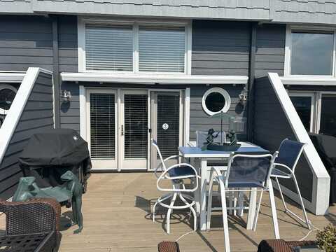 144 Dunkley Avenue, South Haven, MI 49090