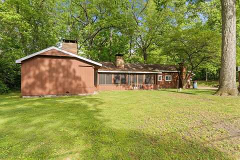 2240 S 13th Street, Niles, MI 49120