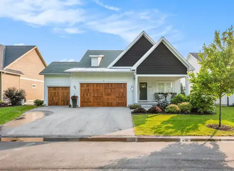 4243 Riverlands Court NE, Grand Rapids, MI 49525