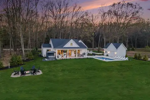 3527 66th Street, Saugatuck, MI 49453