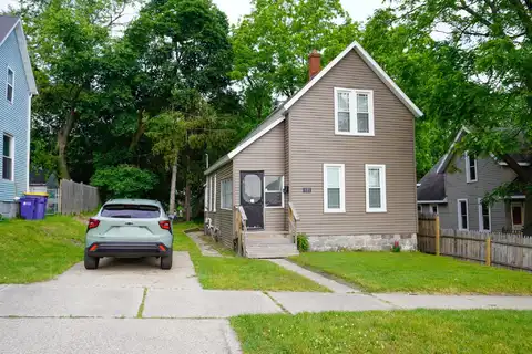 121 Houseman Avenue NE, Grand Rapids, MI 49503