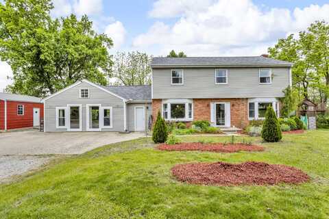 9410 US Highway 12, Brooklyn, MI 49230