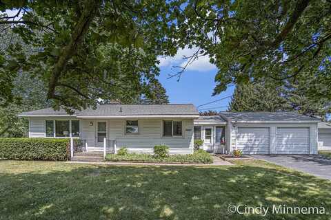 7080 Pine Island Drive NE, Comstock Park, MI 49321