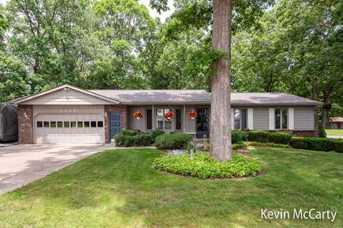 1289 Harding Street NW, Walker, MI 49544
