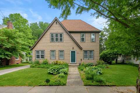 1021 Roseland Avenue, Kalamazoo, MI 49001